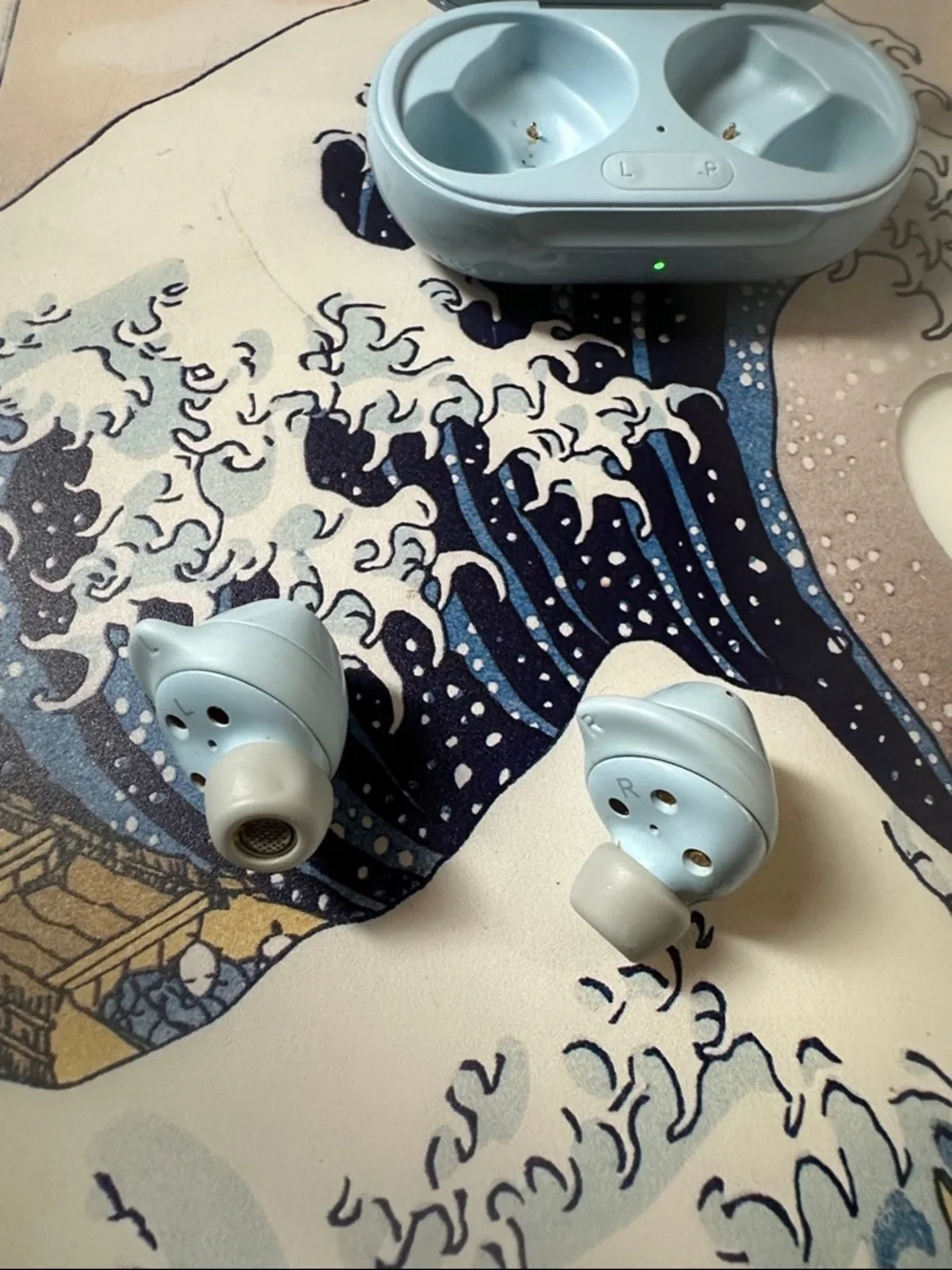 **Samsung Galaxy Buds+ Cloud Blue** Earbuds and case ** Premium sound by AKG**